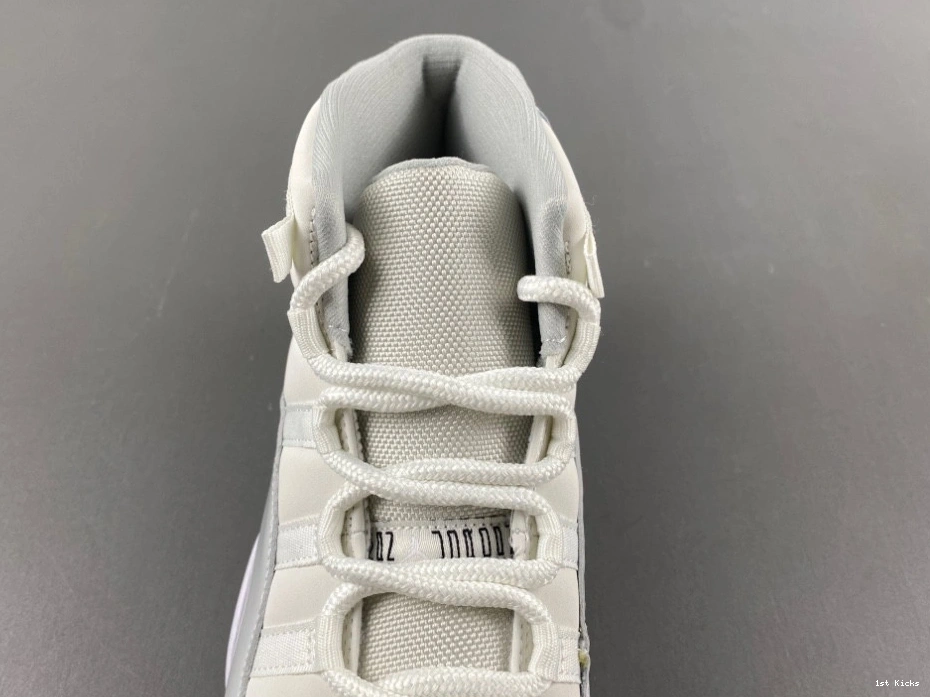 - Grand (Women's) 11 AR0715-110 Jordan Retro Finale 0318